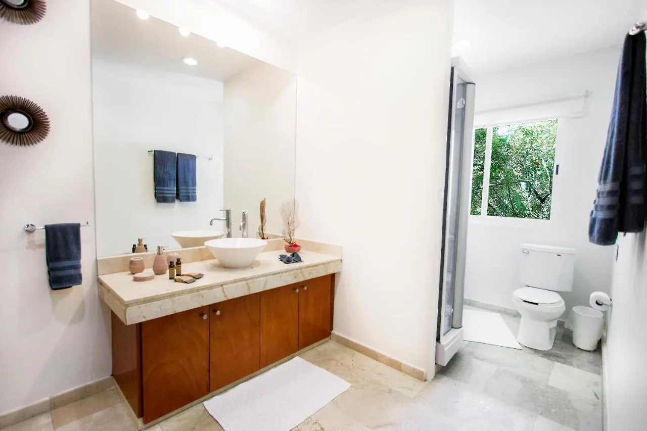 ***** Bed & Breakfast Luxury House B&B Playa del Carmen Mexico